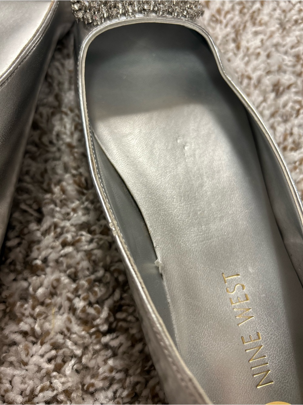 Nine West Women's Jesike Silver Pointy Toe Flats  Sz 8 Embellished Buckle Bling - Picture 5 of 7